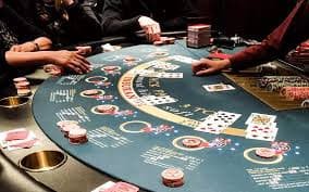 hana slot live-dealer studio with professional dealers and multi-camera setup